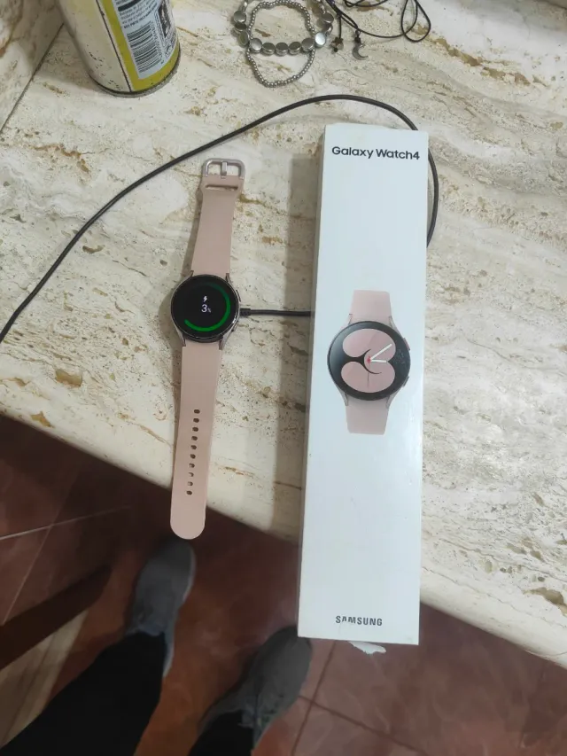 Samsung Galaxy Watch 4 Rosa