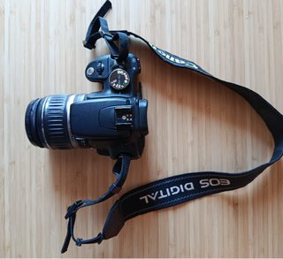 Canon EOS 350D + Objetivo 18-55mm