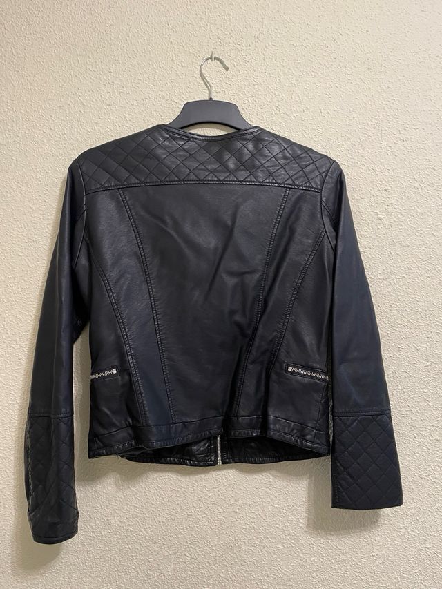 Cazadora biker efecto piel color negro