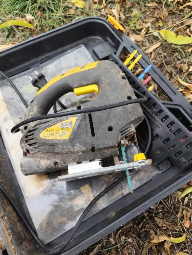 Sierra de calar pendular 650W