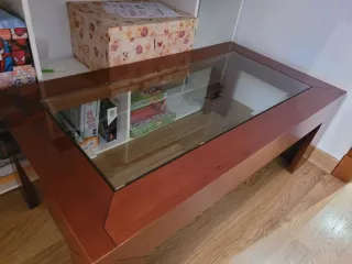 Conjunto mesas de madera.(no se venden las sillas)