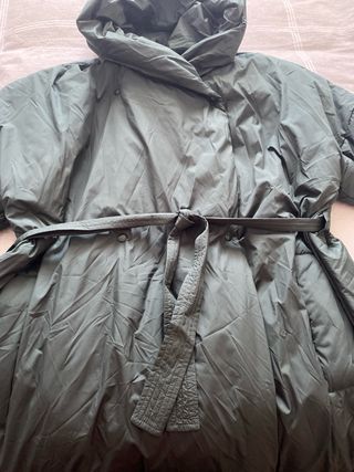 Abrigo largo verde Zara mujer