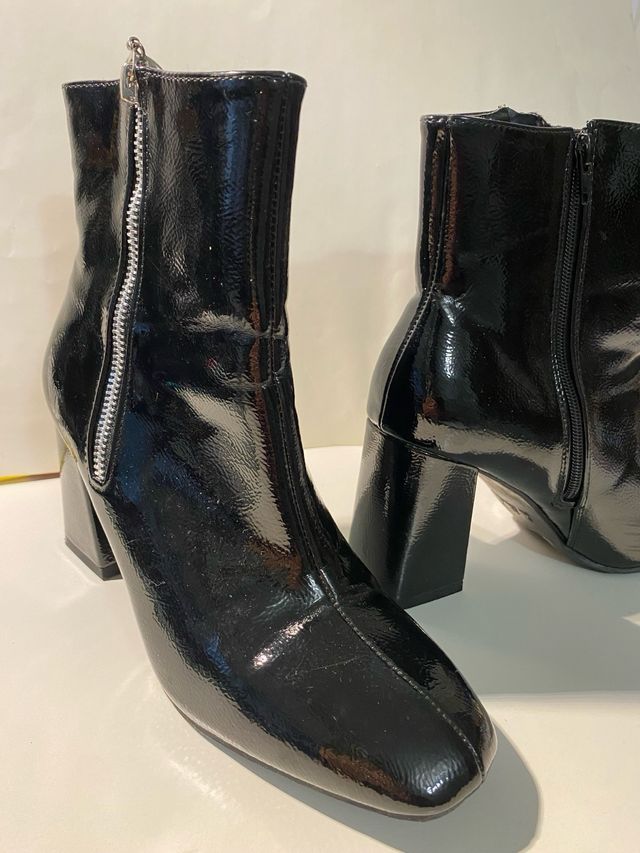 Botines negros charol tacón ancho Talla 38