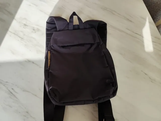 Mochila con bolsillo de seguridad