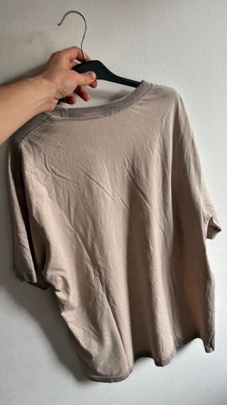 Camiseta Bershka Talla M Beige