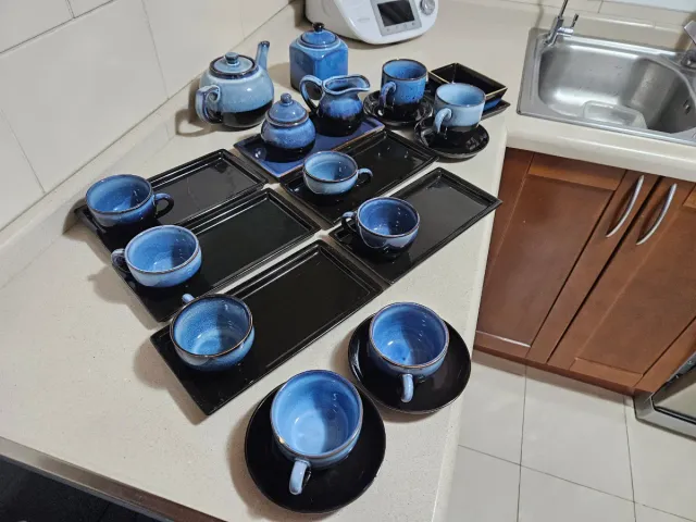 Fantástico juego de café en cerámica nuevo