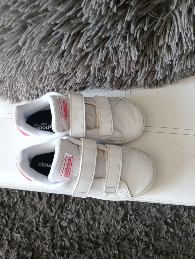 Zapatillas niña Adidas Blancas y Rosas Velcro