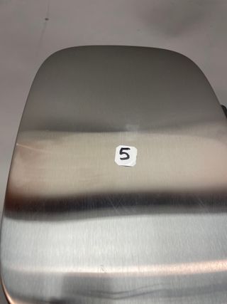 Cubo Basura Pedal Níquel Amazon Basics 12L