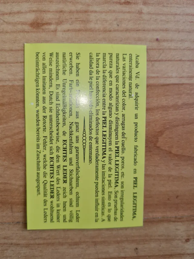 Portafogli in pelle nera