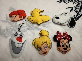 Broches o llaveros  fieltro.