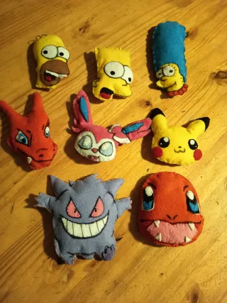 Broches o llaveros  fieltro.