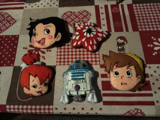 Broches o llaveros  fieltro.