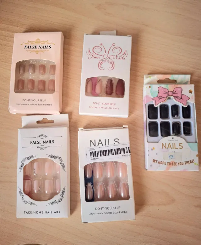 Set Unghie Finte Press On Nails