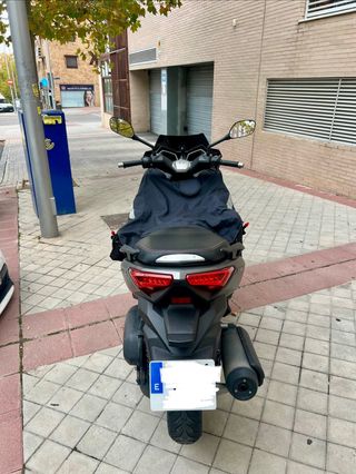 Yamaha XMAX 125