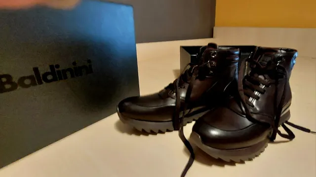 Botas Baldinini Marrones Nuevas con etiquetas