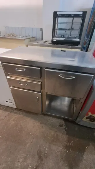 Mueble cafetero de acero inoxidable