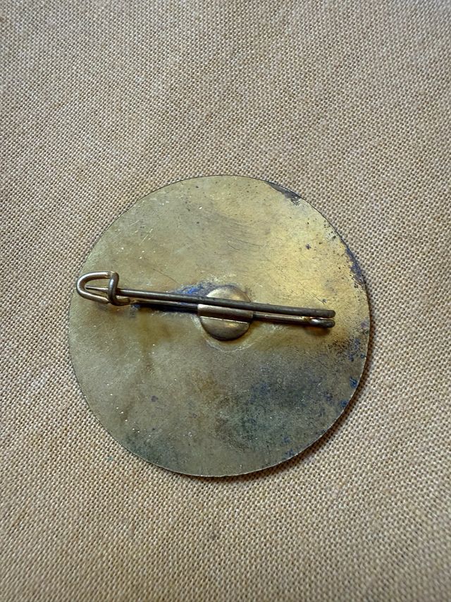 Pin esmaltado Formigal esquiador banderas. Años 60