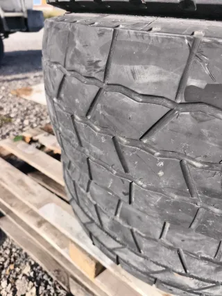 Neumáticos Camión 235/75 R 17.5