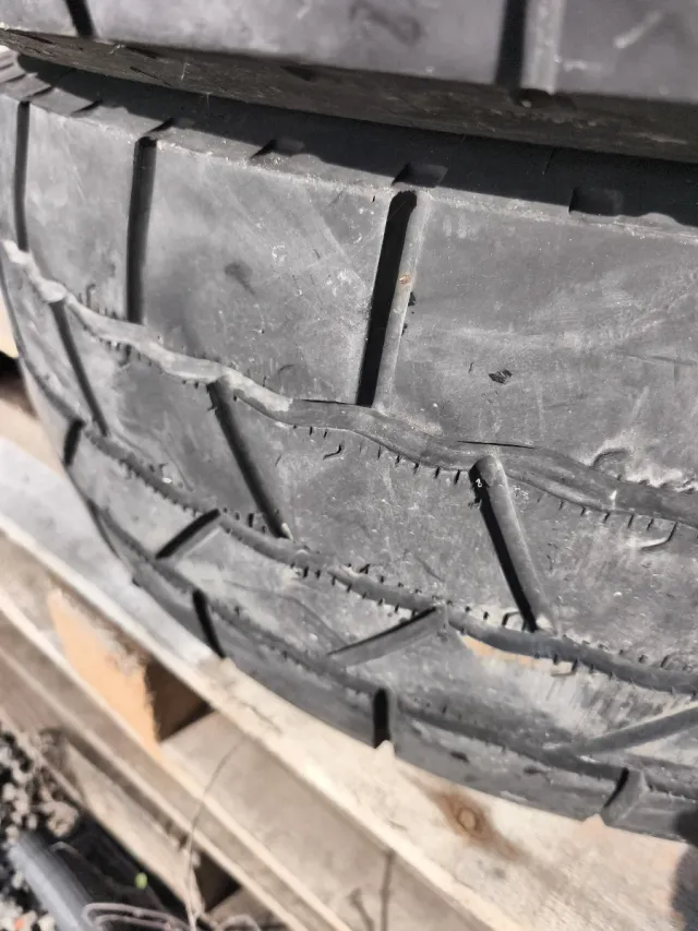 Neumáticos Camión 235/75 R 17.5