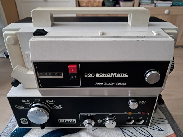 Proyector Eumig 820 Sonomatic Super 8 Vintage