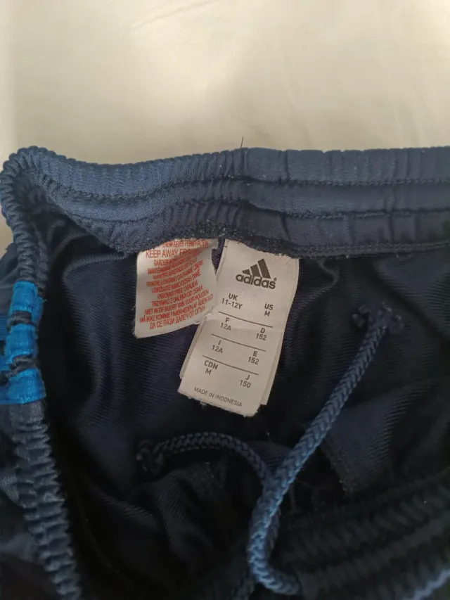 Chándal Adidas niño azul y negro. T11/12, M