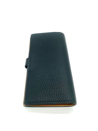 Cartera Louis Vuitton Vertical Noir