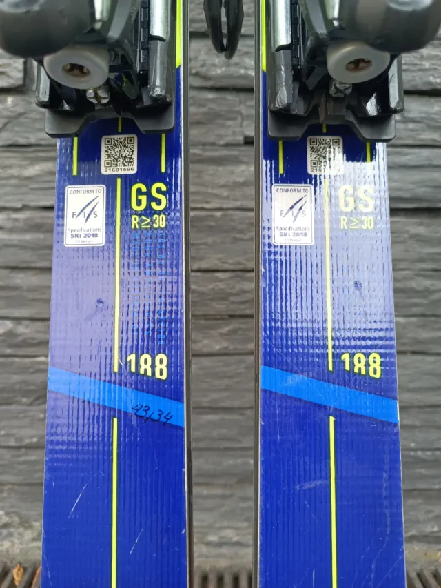 Esquís Salomon S/Race FIS