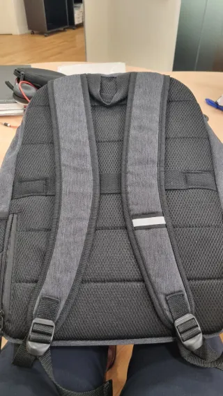 Mochila ejecutiva gris