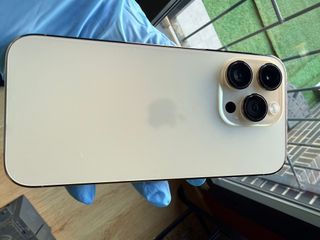 iPhone 14 Pro 128GB Dorado NO INCLUYE ACCESORIOS