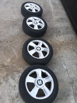 Llantas Seat con neumático