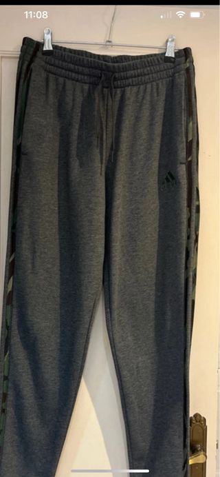Chándal Adidas Talla M rayas Camuflaje