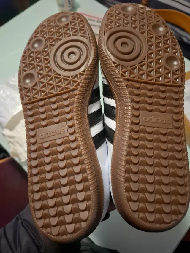 Zapatillas Adidas Samba Blancas y Negras