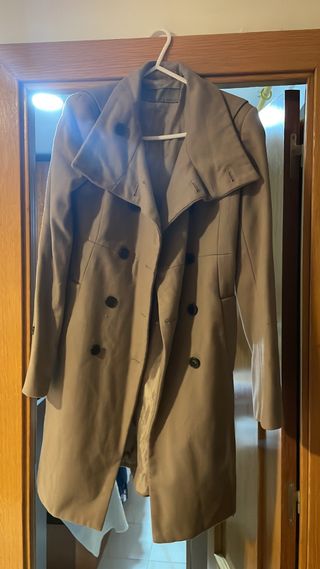 Abrigo Zara Beige