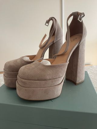 Zapatos de tacón MIM beige/gris