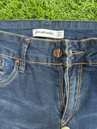 8 pantalones