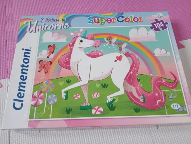 Puzzle Clementoni Unicornios 104 piezas