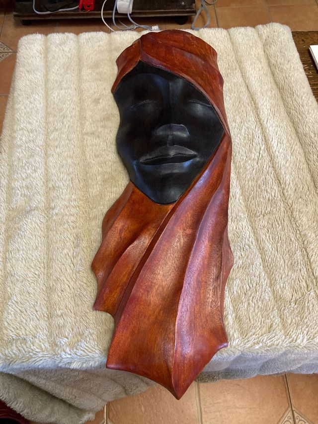 Máscara africana madera tallada artesanal