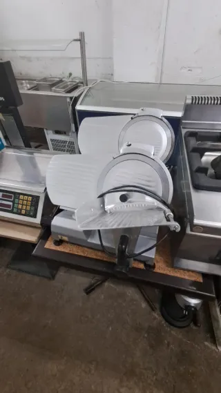 Cortafiambres profesional