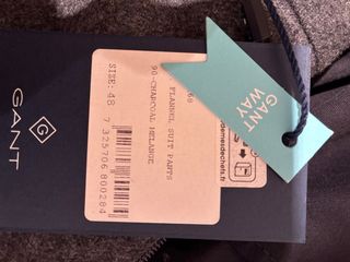 Pantalón de vestir Gant T48 gris