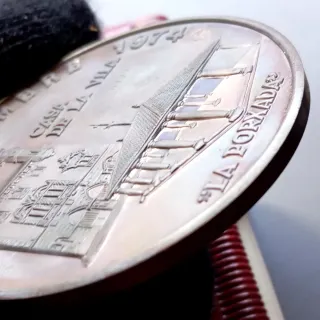 C001. Medalla Granollers, Casa Vila, Porxada 1974