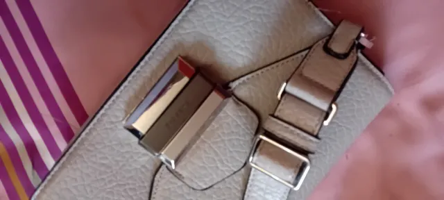 Bolso Parfois gris y plateado,medidas 23×17