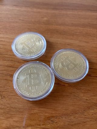 Monedas Bitcoin Doradas (3 unidades)