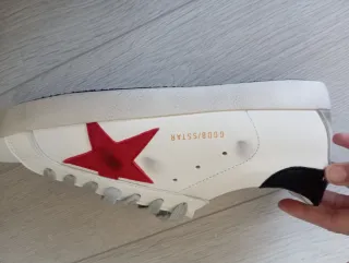 Golden Goose Superstar Blancas con Estrella Roja
