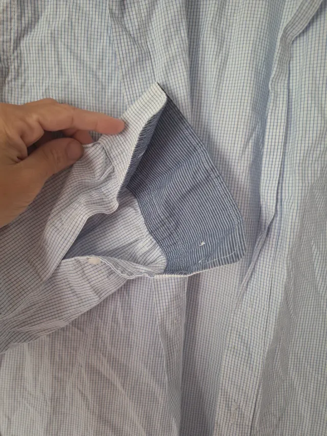 Camisa de vestir Pull&Bear azul y blanca