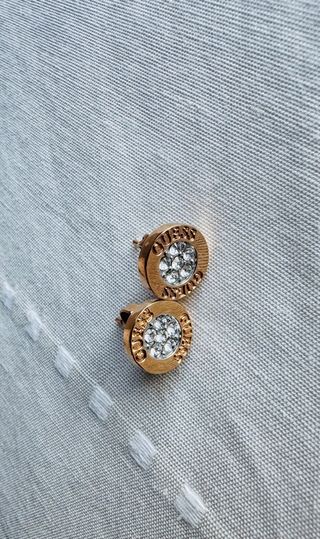 Pendientes Guess dorado- rosado con circonitas
