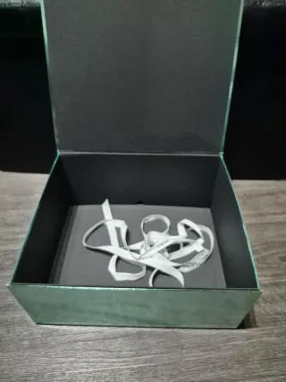 Caja metálica Loewe Regalo