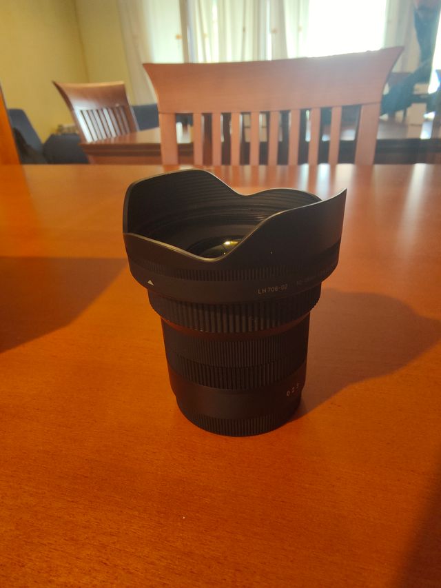 Sigma 10-18mm F2.8 DC DN Sony E