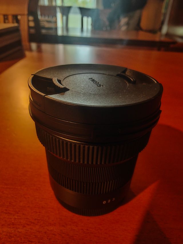 Sigma 10-18mm F2.8 DC DN Sony E