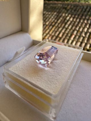Kunzite Naturale 11.20 Carati IGI