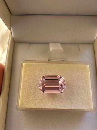 Kunzite Naturale 11.20 Carati IGI